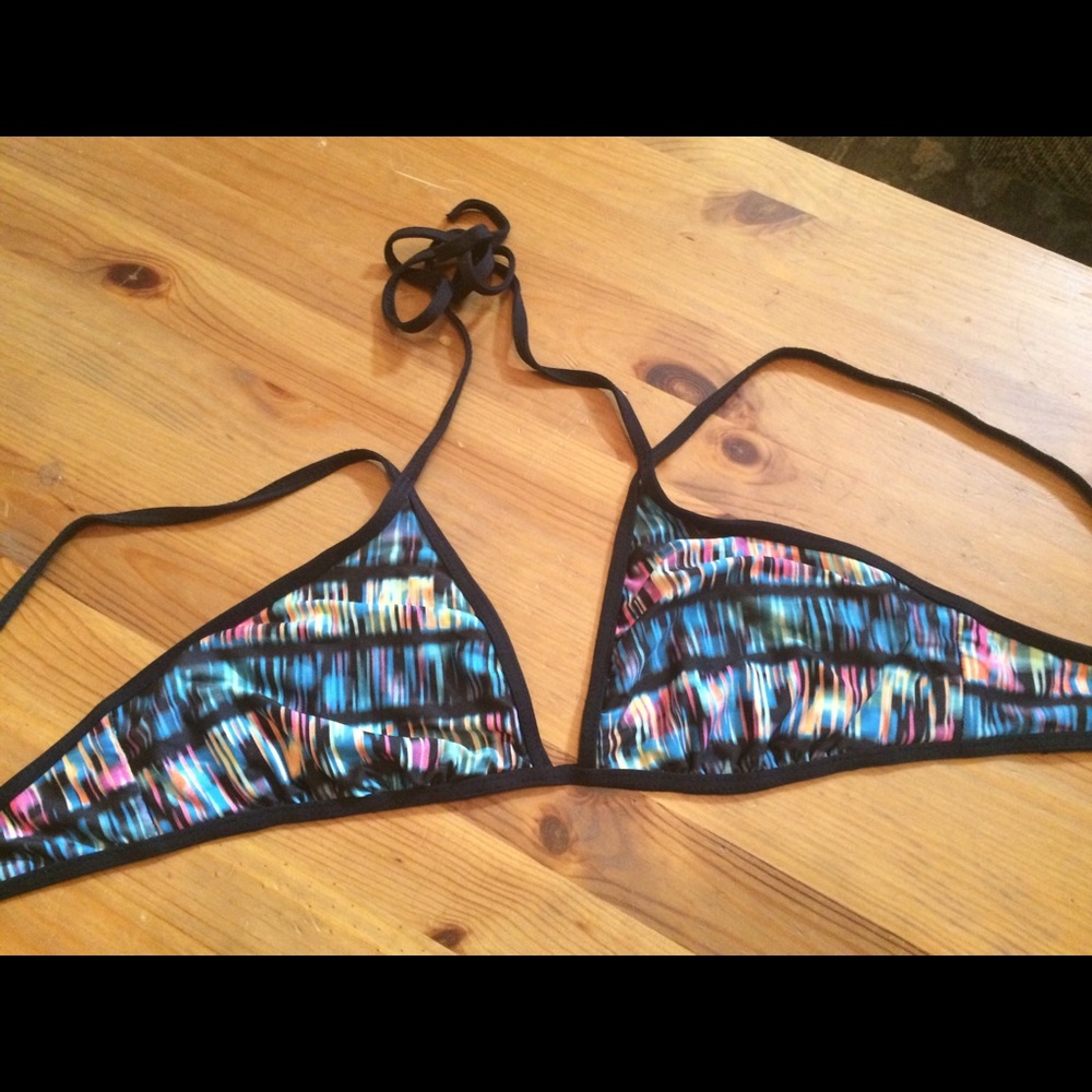 - bikini top - size S/M - Hurley -